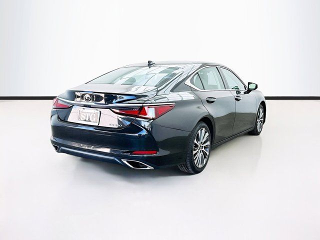 2019 Lexus ES 