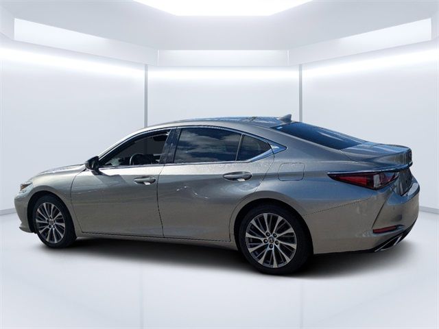 2019 Lexus ES 