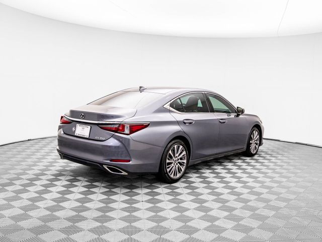 2019 Lexus ES 