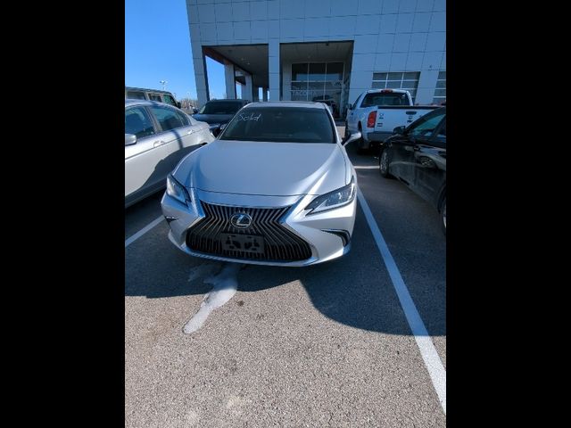 2019 Lexus ES 