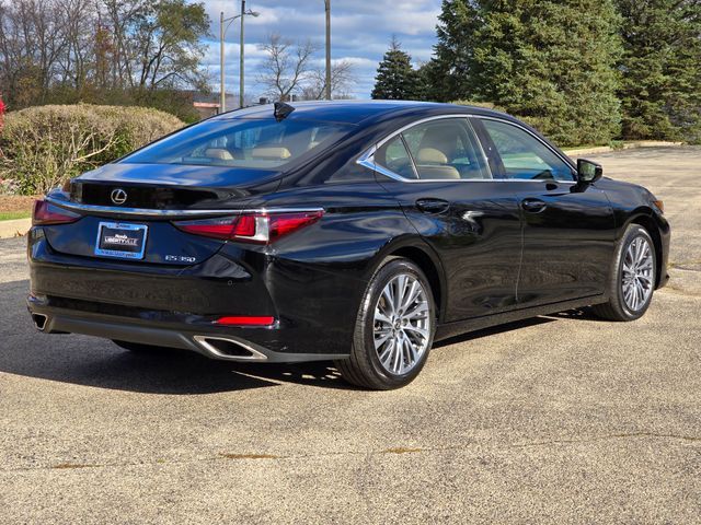 2019 Lexus ES 