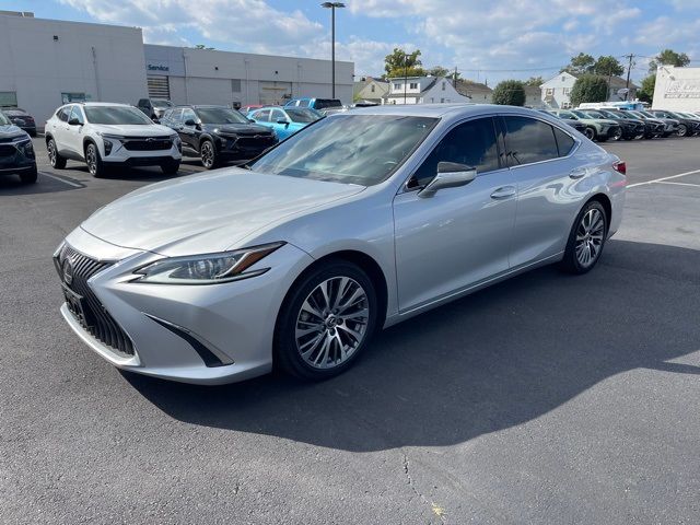 2019 Lexus ES 