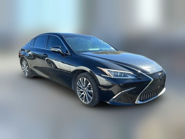 2019 Lexus ES 