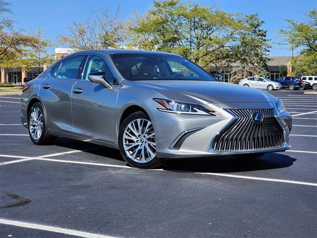 2019 Lexus ES 