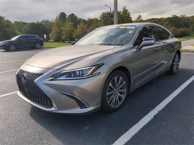 2019 Lexus ES 