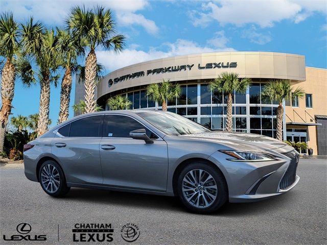 2019 Lexus ES 