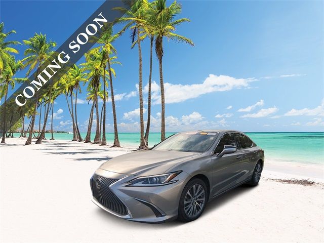 2019 Lexus ES 