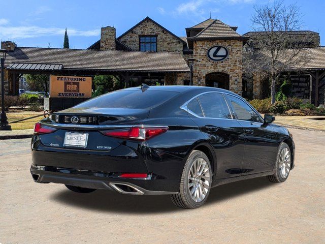 2019 Lexus ES 