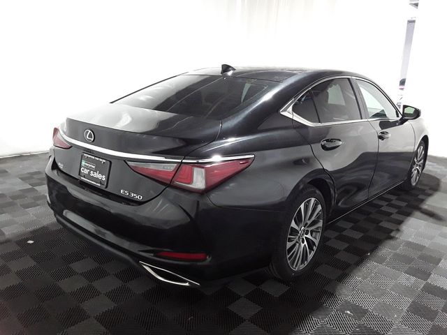 2019 Lexus ES 