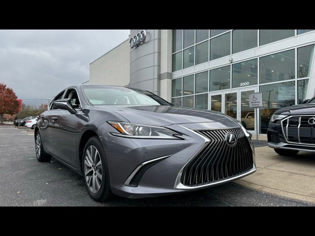 2019 Lexus ES 