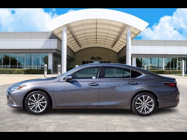 2019 Lexus ES 