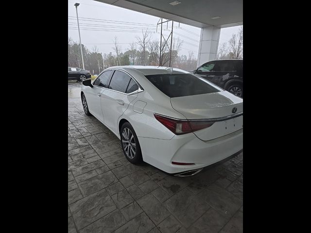 2019 Lexus ES 