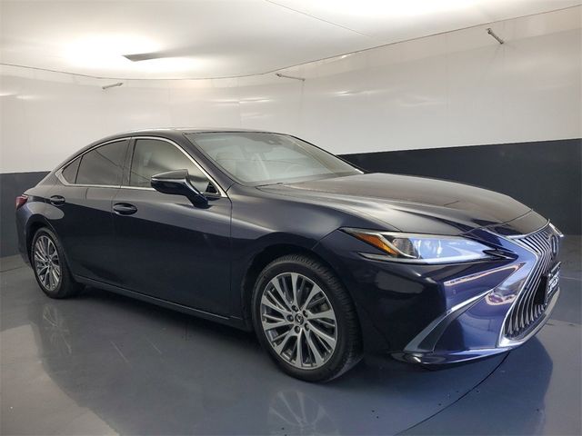 2019 Lexus ES 