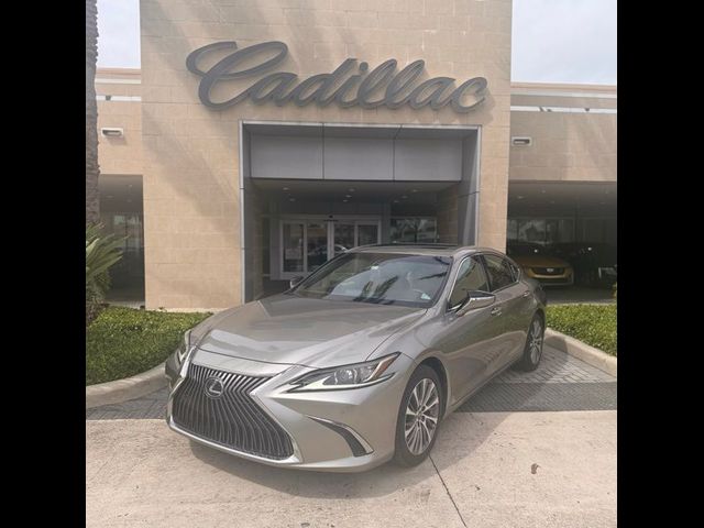 2019 Lexus ES 