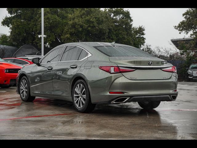 2019 Lexus ES 