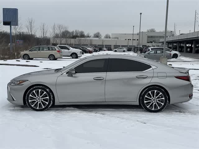 2019 Lexus ES 300h