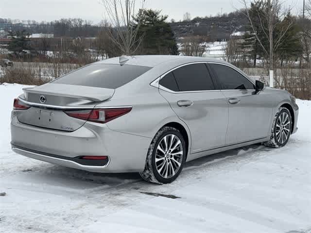 2019 Lexus ES 300h