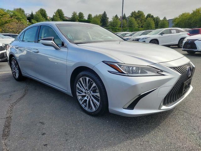 2019 Lexus ES 300h