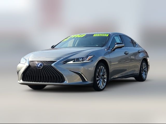 2019 Lexus ES 300h Luxury