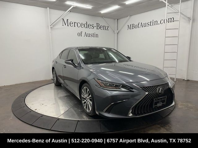 2019 Lexus ES 