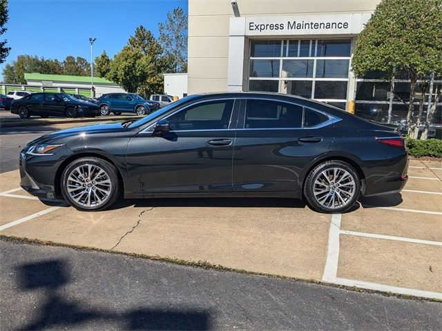 2019 Lexus ES 