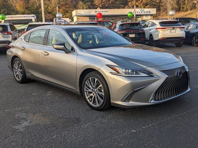 2019 Lexus ES 