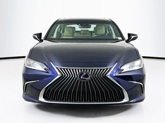 2019 Lexus ES 300h