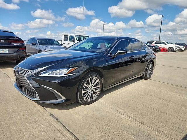 2019 Lexus ES 300h