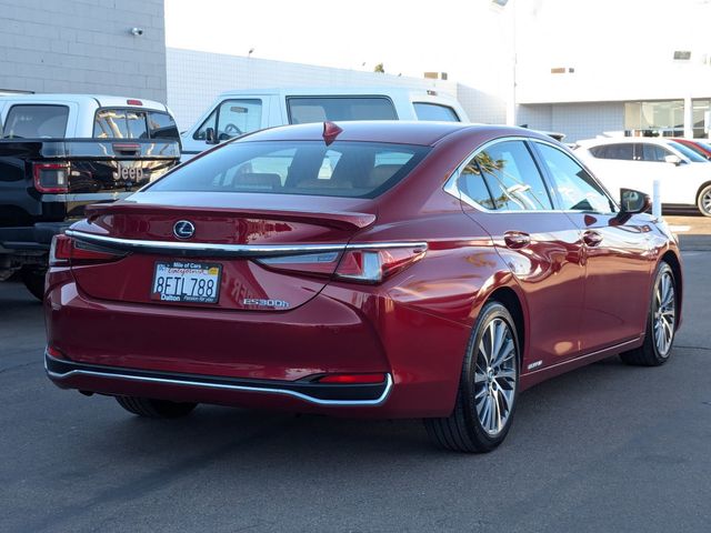 2019 Lexus ES 300h