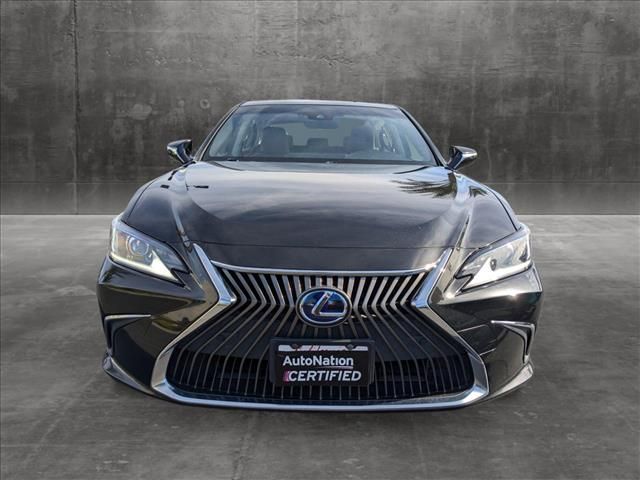 2019 Lexus ES 300h