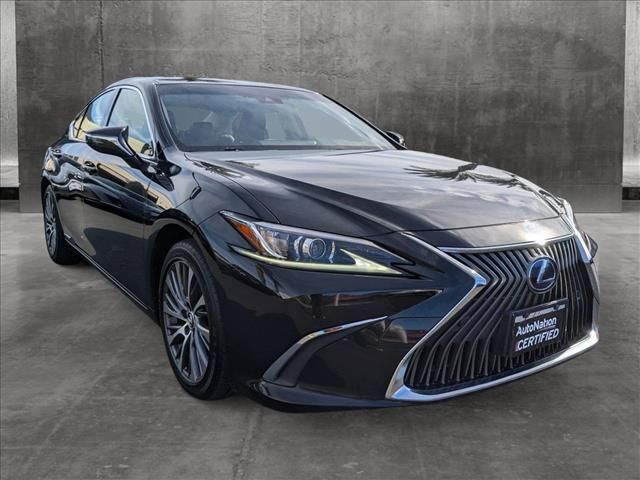 2019 Lexus ES 300h