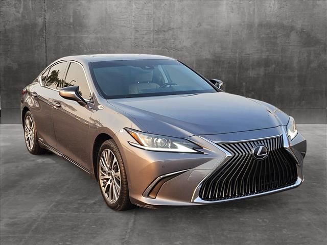 2019 Lexus ES 300h