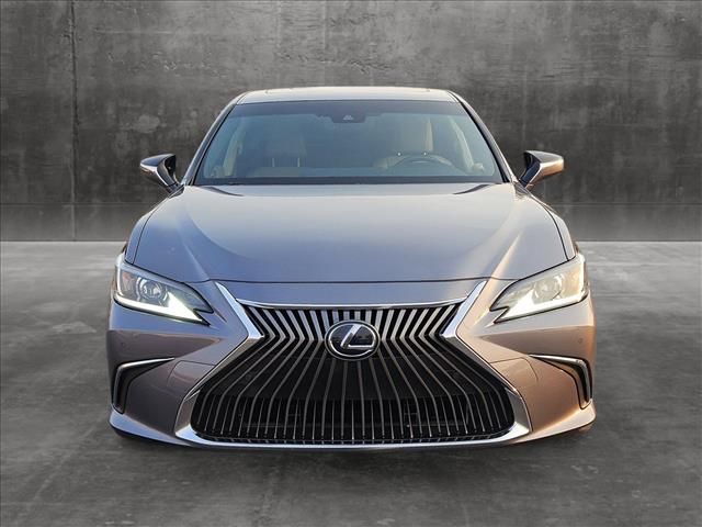 2019 Lexus ES 300h