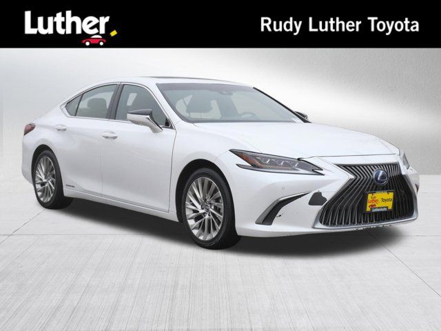 2019 Lexus ES 300h Luxury