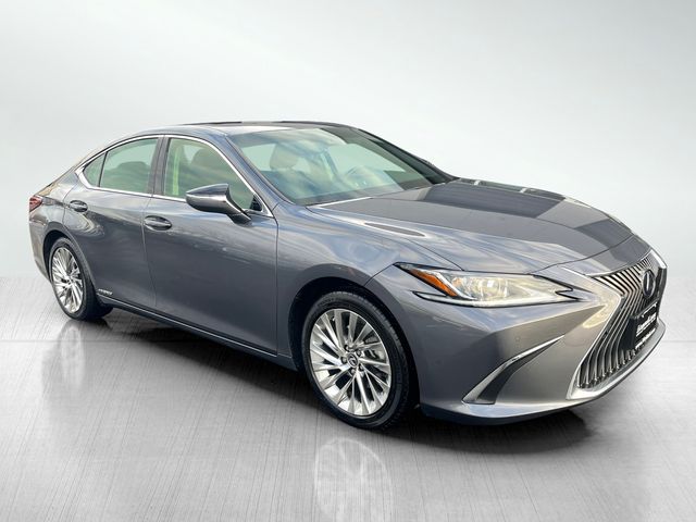 2019 Lexus ES 