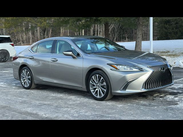 2019 Lexus ES 