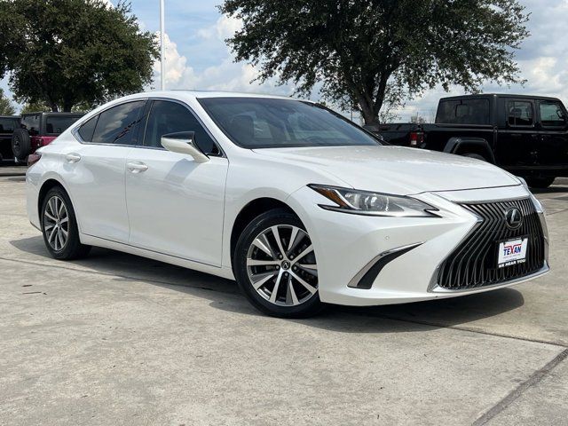 2019 Lexus ES 