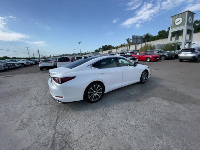 2019 Lexus ES 350