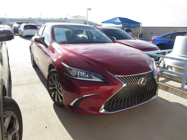 2019 Lexus ES 