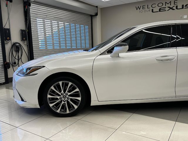 2019 Lexus ES 350