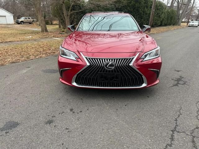 2019 Lexus ES 350