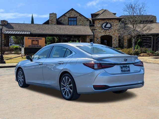 2019 Lexus ES 