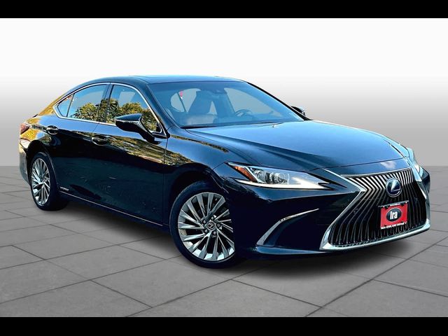 2019 Lexus ES 300h Luxury