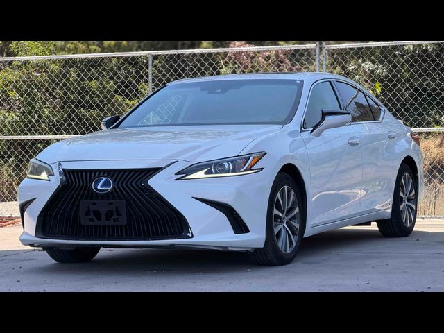 2019 Lexus ES 300h