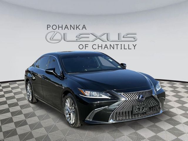 2019 Lexus ES 300h Luxury