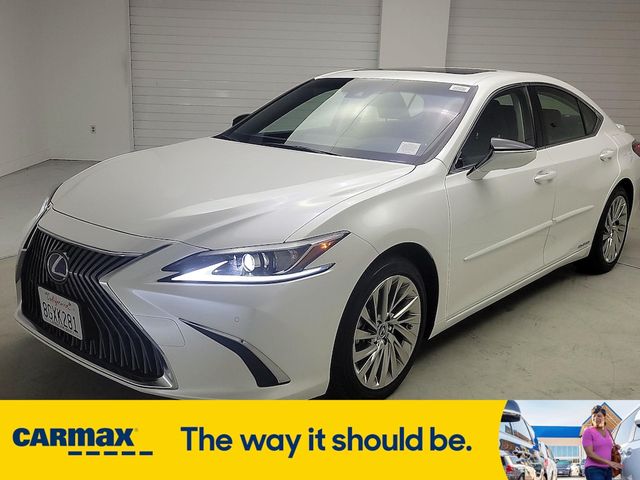 2019 Lexus ES 