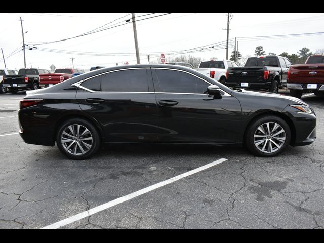 2019 Lexus ES 