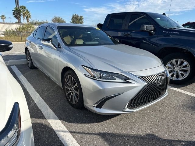 2019 Lexus ES 350