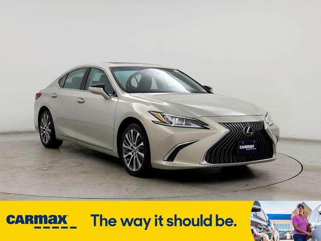 2019 Lexus ES 