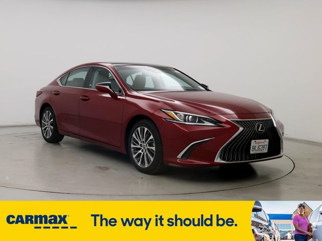 2019 Lexus ES 